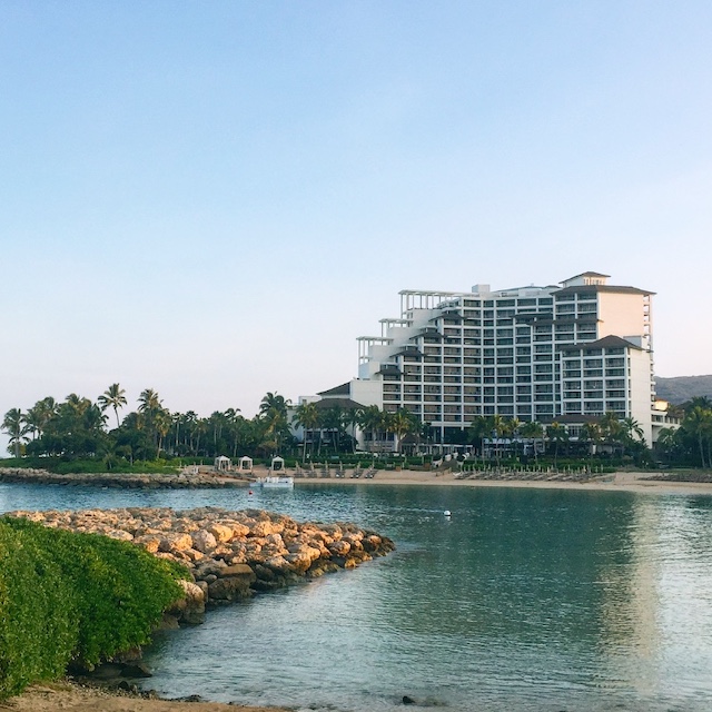 The white building housing the luxurious Four Seasons Oahu hotel, found on Lagoon 1 in Ko Olina.